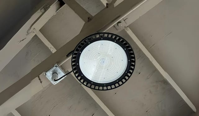 LED High Bay vs. Low Bay Lights: Choosing the Right Solution for Your Space