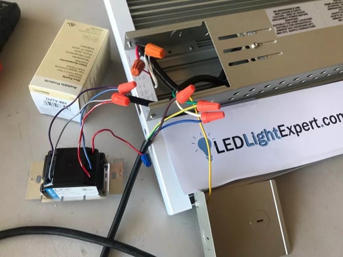 0-10V dimmer switch wiring connections at wall box