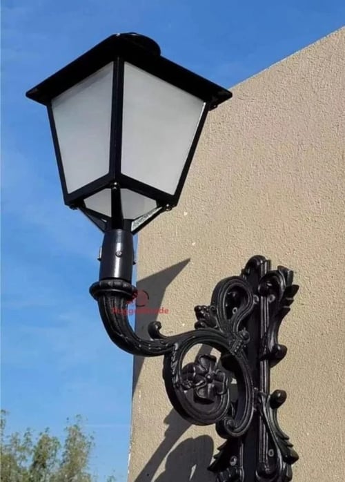Morati Series color-selectable LED post top lights