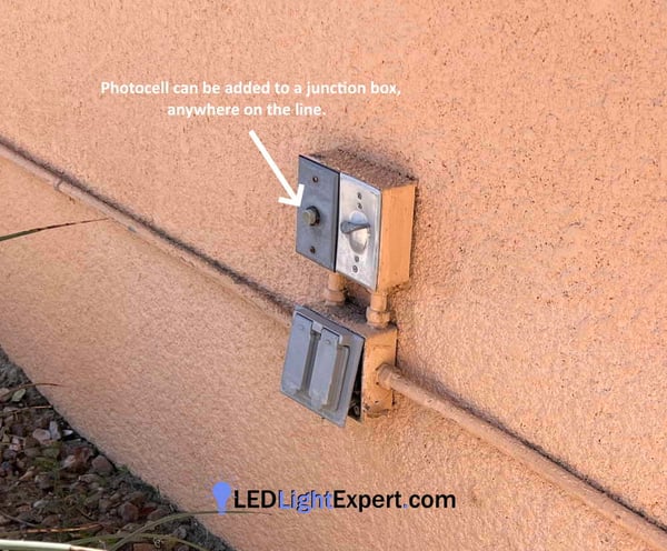 Button style dusk to dawn photocell sensor