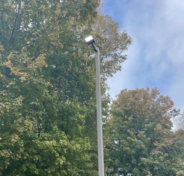 150 watt LED parking lot light on a single-head mount