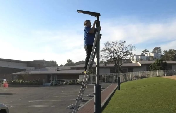 LED Solar Parking Lot Light Installation