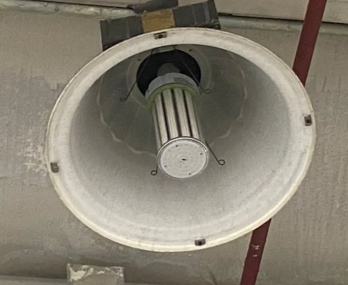 150 watt LED corn light bulb installed in a high bay fixture