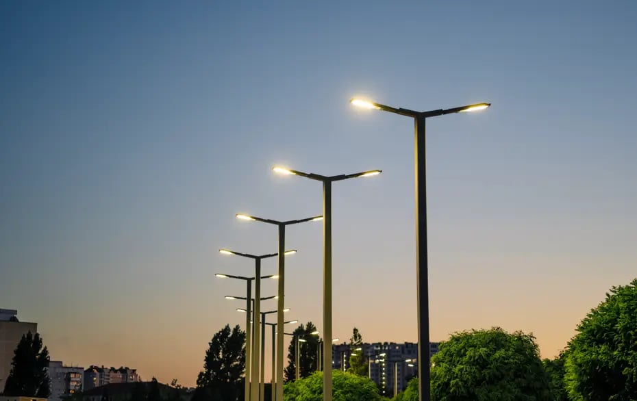 pole lights